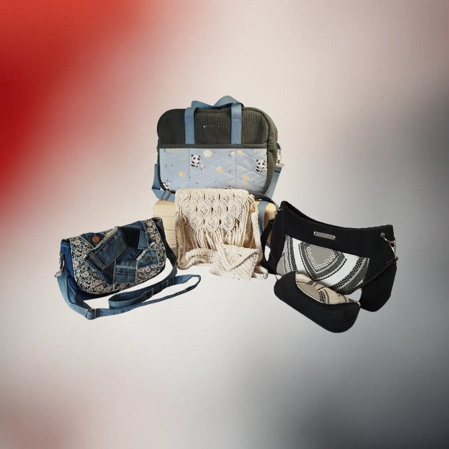 Sacs artisanaux Fil Dé Toile en jeans recyclé, tissu et macramé