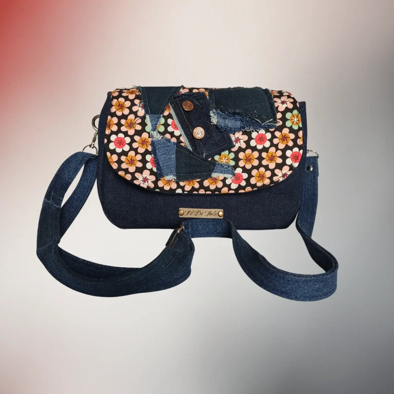 Sac besace Sirius posé, jeans recyclé, rabat coton fleuri, Fil Dé Toile